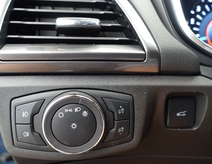 Ford Mondeo Kombi 2,0 l 140 kw