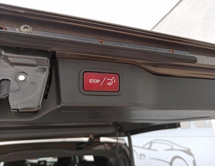 Mercedes-Benz Třídy V 11