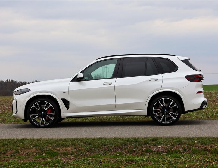 BMW X5 SUV / Terénní 3,0 l 259 kw