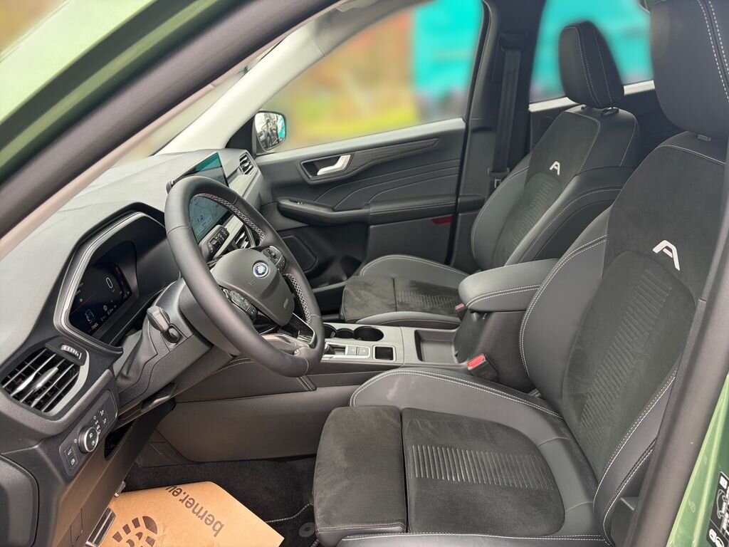 Ford Kuga SUV / Terénní 2,5 l 178 kw