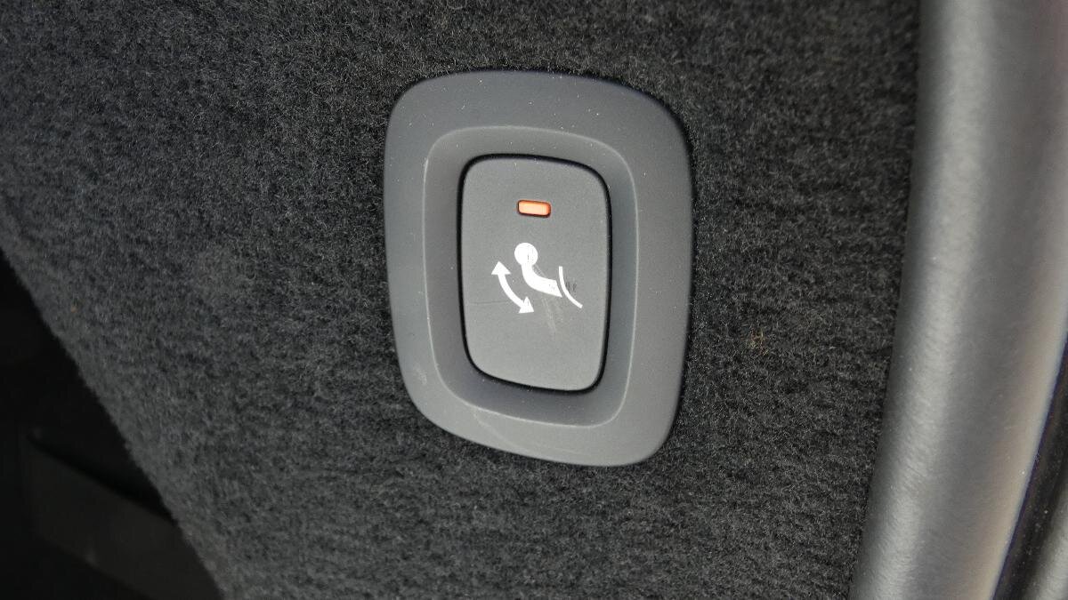 Volvo XC90 SUV / Terénní 2,0 l 173 kw