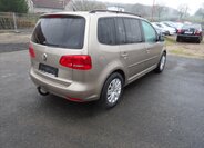 Volkswagen Touran 4