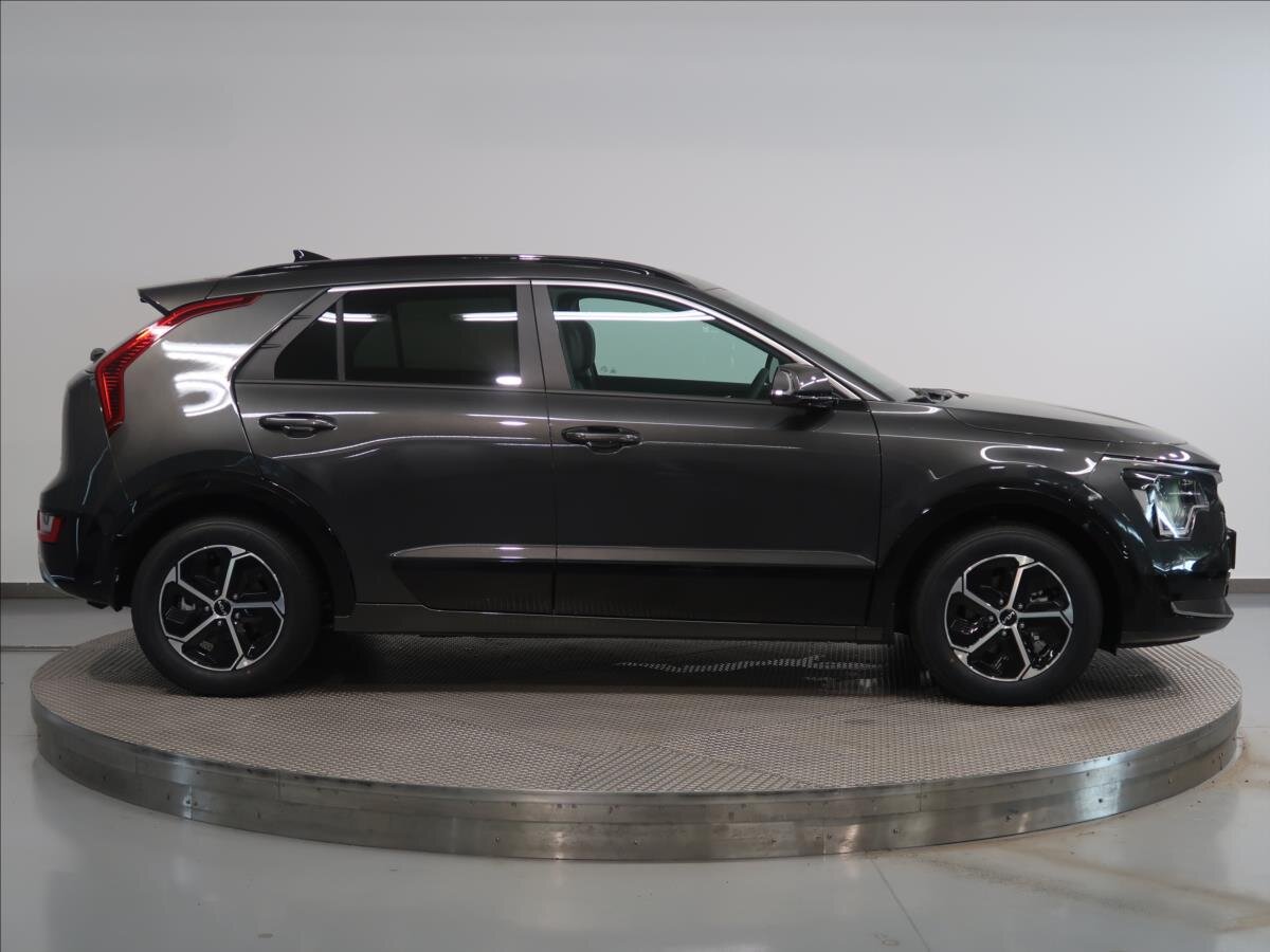 KIA Niro CUV / Crossover 1,6 l 95 kw