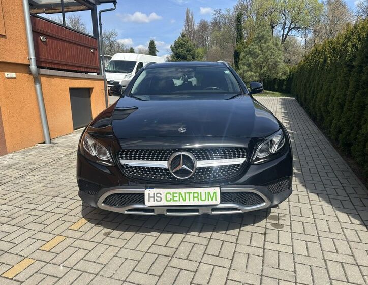 Mercedes-Benz Třídy E 10