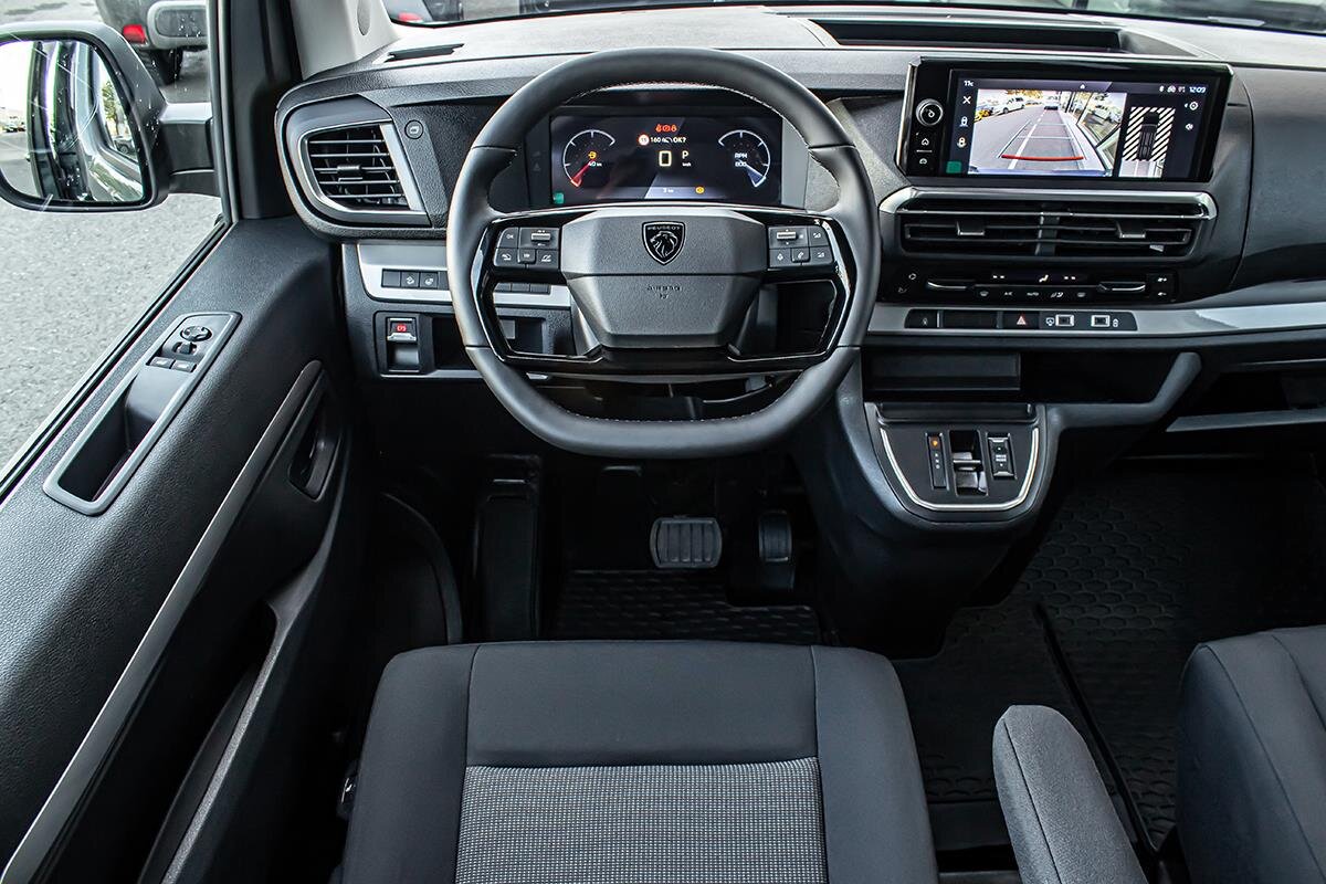 Peugeot Traveller MPV 2,0 l 130 kw