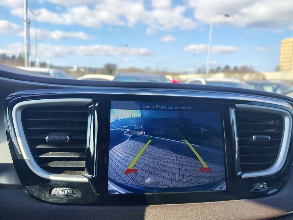 Chrysler Pacifica MPV 3,6 l 211 kw