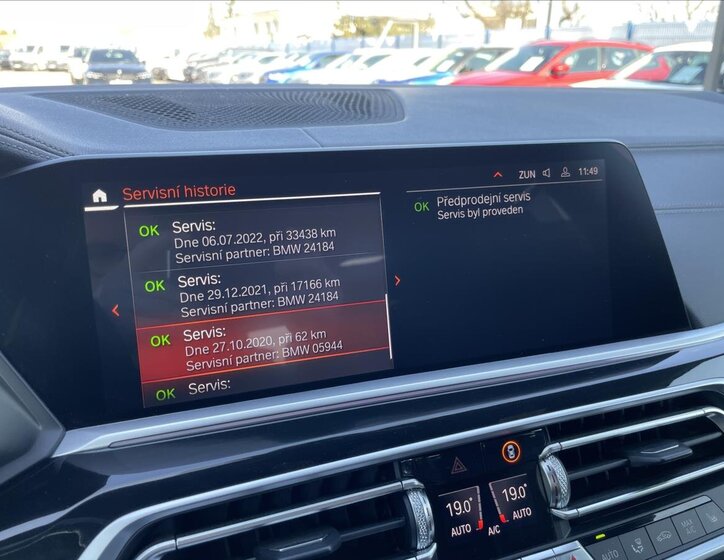 BMW X7 SUV / Terénní 3,0 l 195 kw