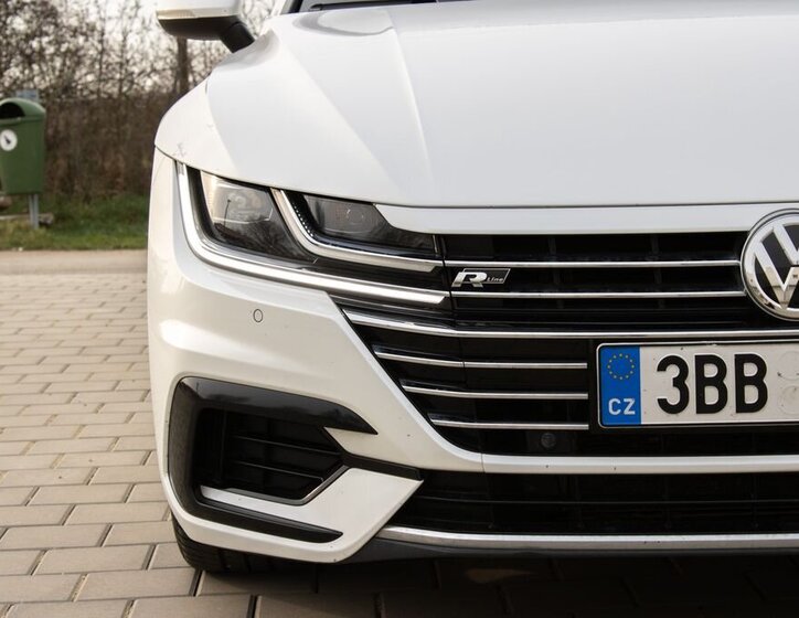 Volkswagen Arteon Sedan / Limuzína 2,0 l 176 kw