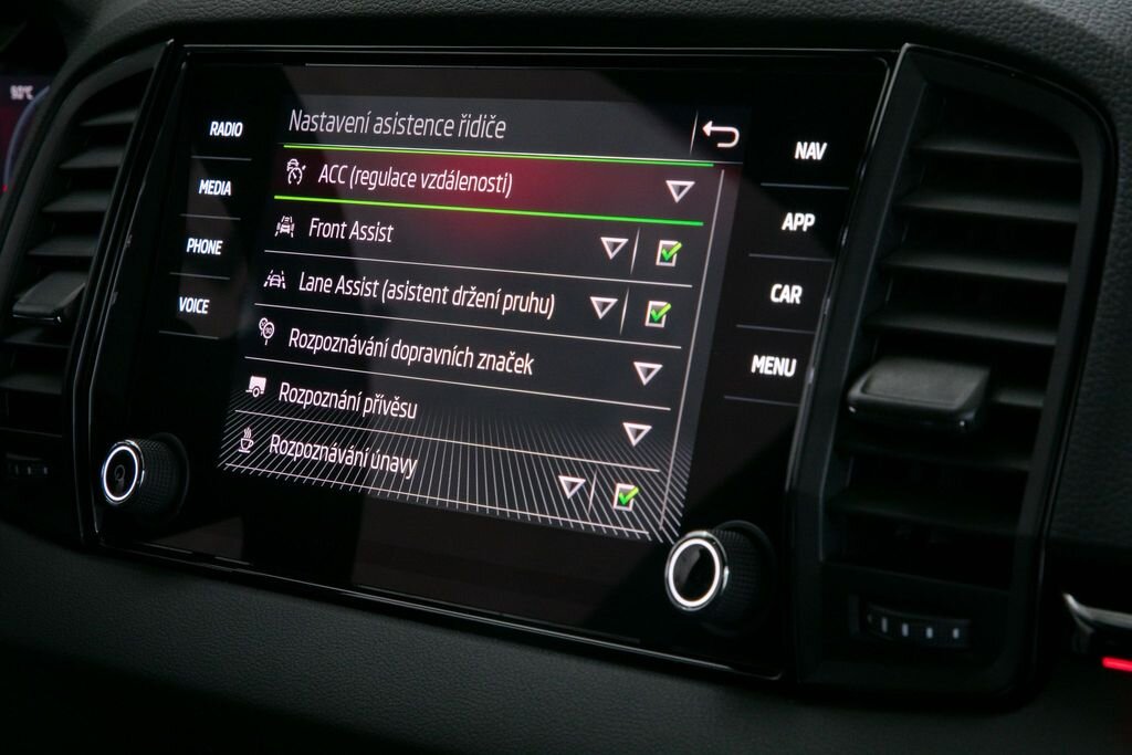 Škoda Karoq SUV 2,0 l 110 kw