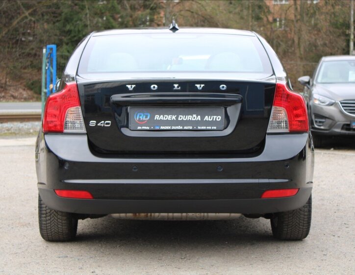 Volvo S40 Sedan / Limuzína 2,4 l 125 kw