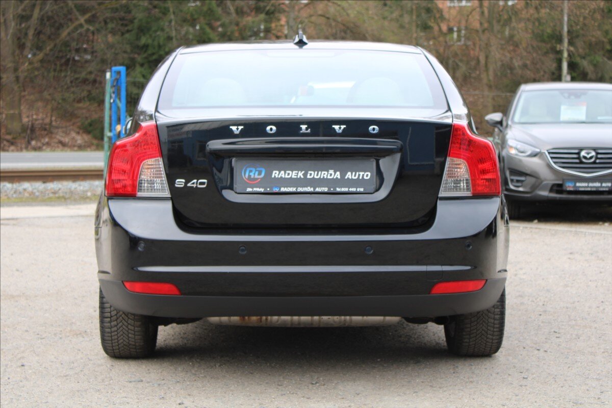 Volvo S40 Sedan / Limuzína 2,4 l 125 kw
