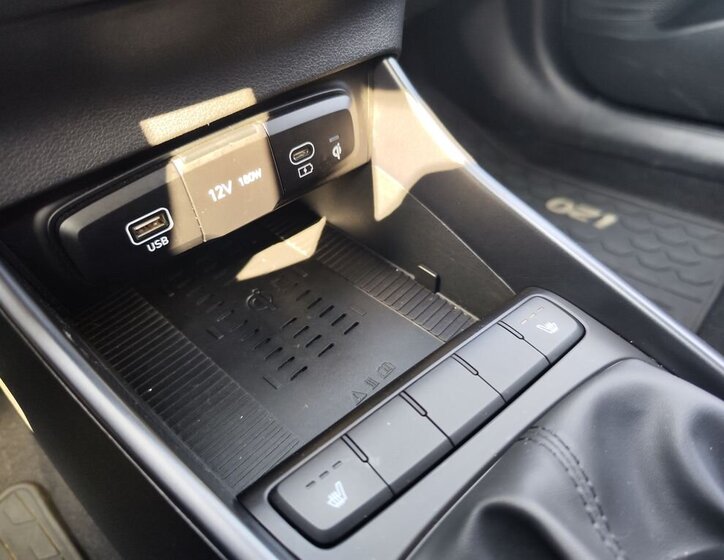 Hyundai i20 Hatchback 1,2 l 62 kw