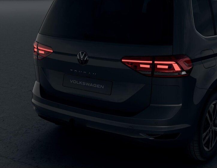 Volkswagen Touran MPV 1,5 l 110 kw