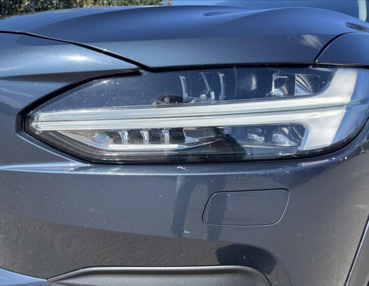 Volvo V90 Kombi 2,0 l 145 kw