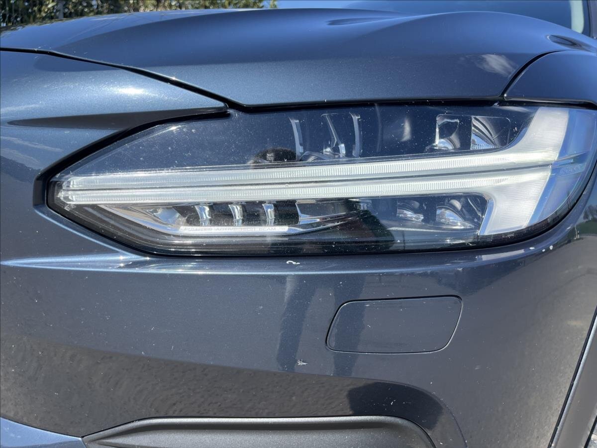 Volvo V90 Kombi 2,0 l 145 kw