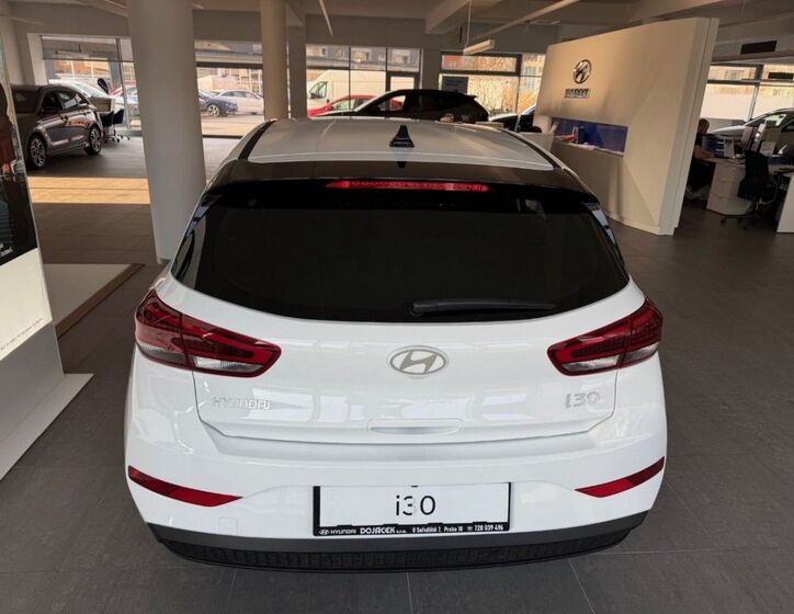 Hyundai i30 4