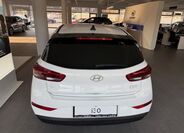 Hyundai i30 4