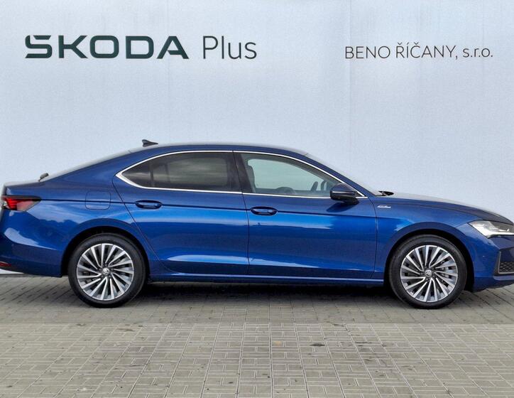 Škoda Superb 12