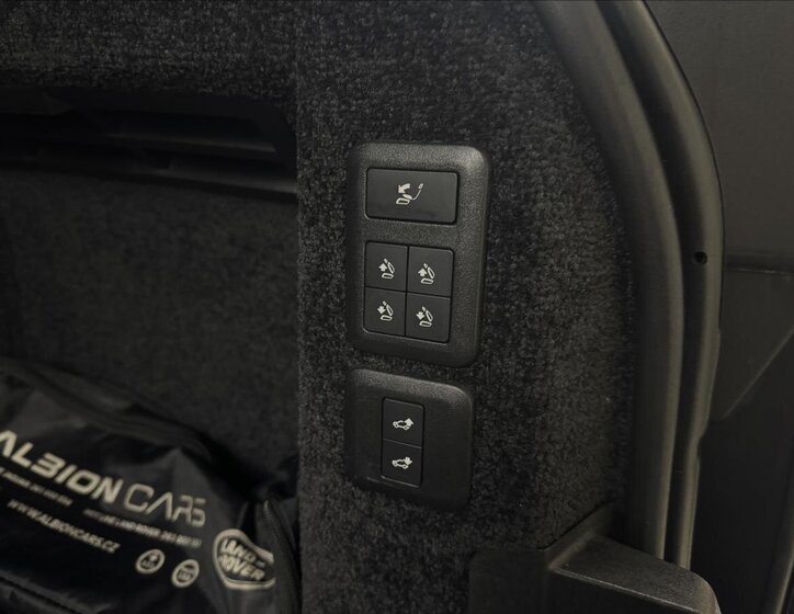 Land Rover Range Rover SUV 5,0 l 405 kw