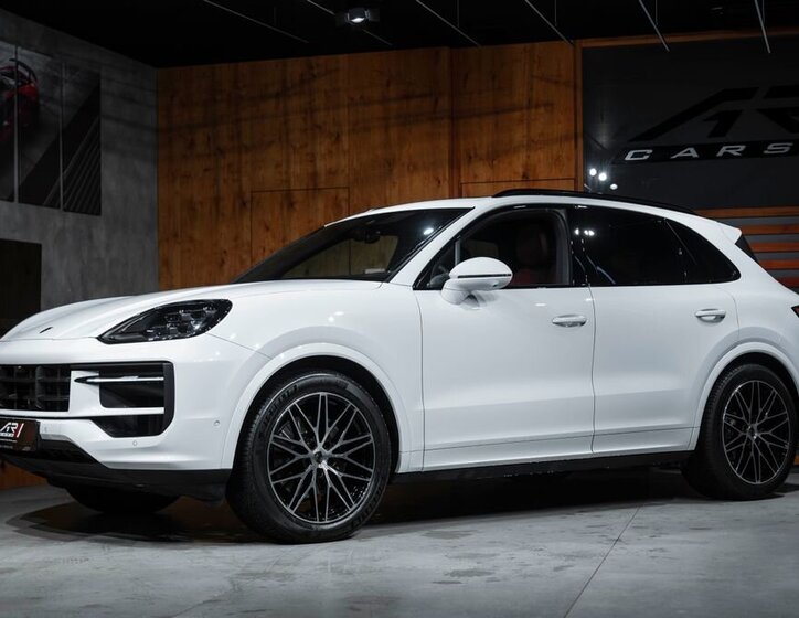 Porsche Cayenne 1