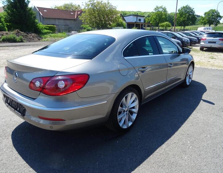 Volkswagen Passat CC 4