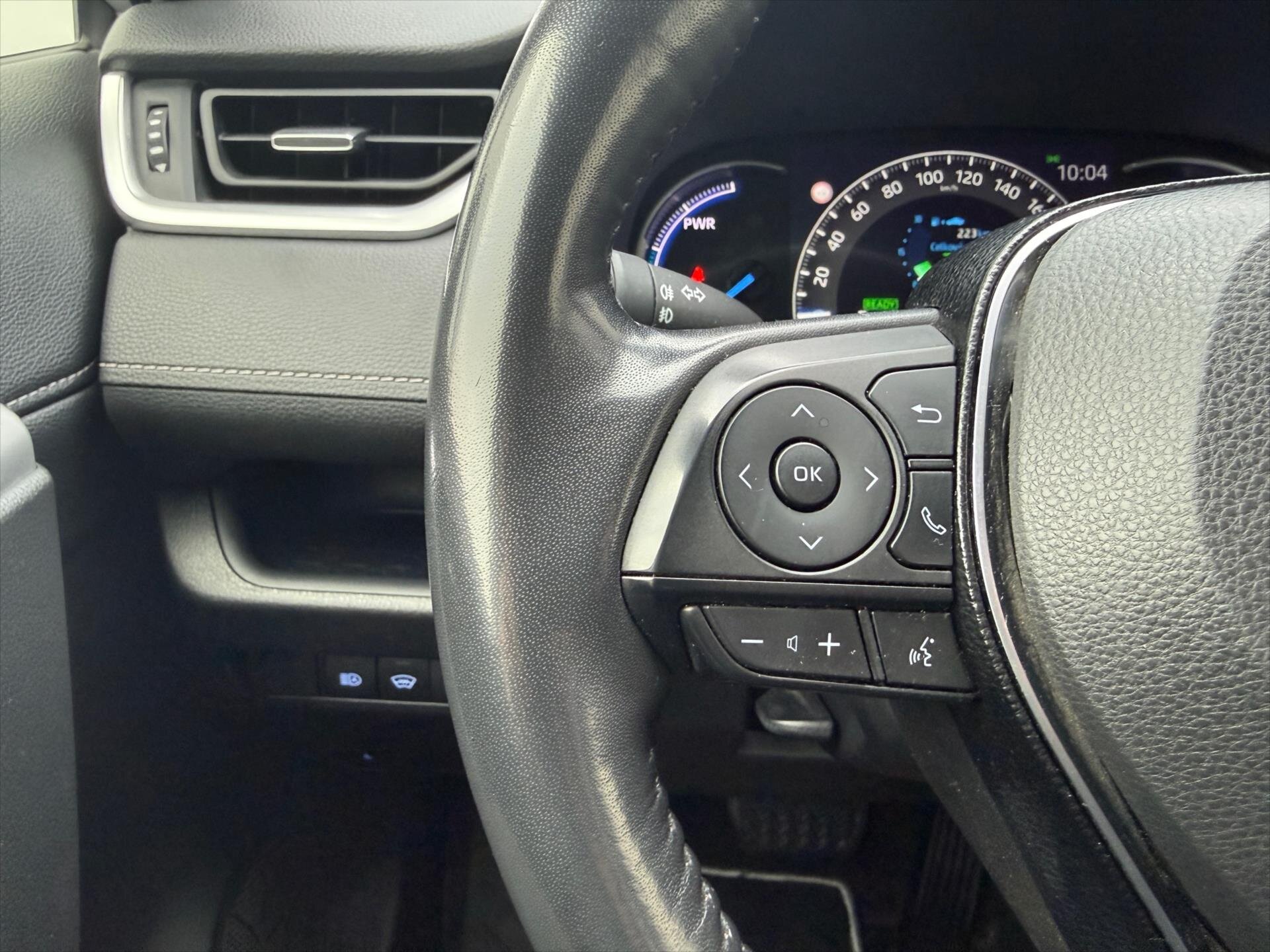 Toyota RAV4 SUV / Terénní 2,5 l 131 kw