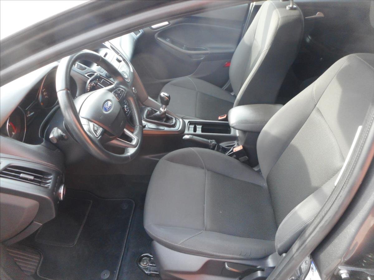 Ford Focus Kombi 1,5 l 70 kw