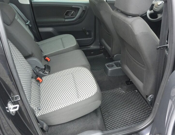 Škoda Roomster Kombi 1,2 l 63 kw