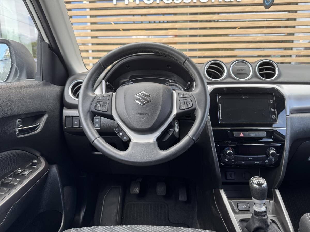Suzuki Vitara Hatchback 1,4 l 95 kw