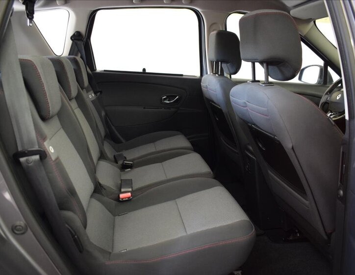Renault Scénic MPV 1,5 l 81 kw