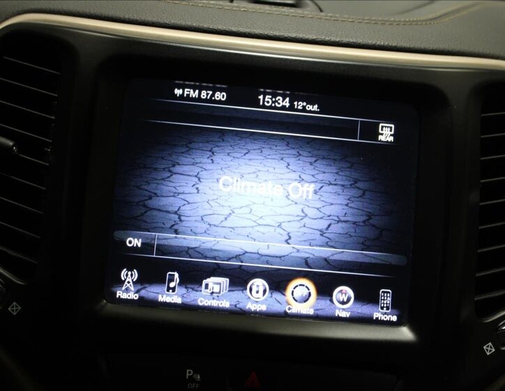 Jeep Cherokee SUV / Terénní 2,2 l 136 kw