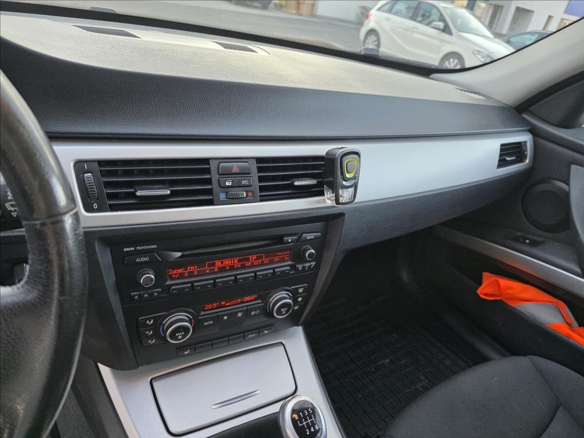 BMW Řada 3 Kombi 2,0 l 105 kw