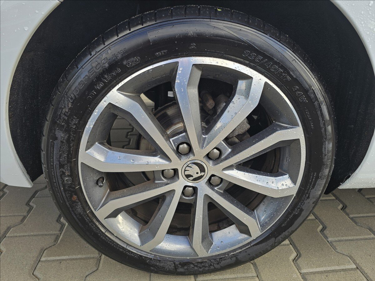 Škoda Octavia Kombi 2,0 l 110 kw
