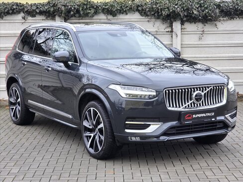 Volvo XC90 SUV / Terénní 2,0 l 173 kw