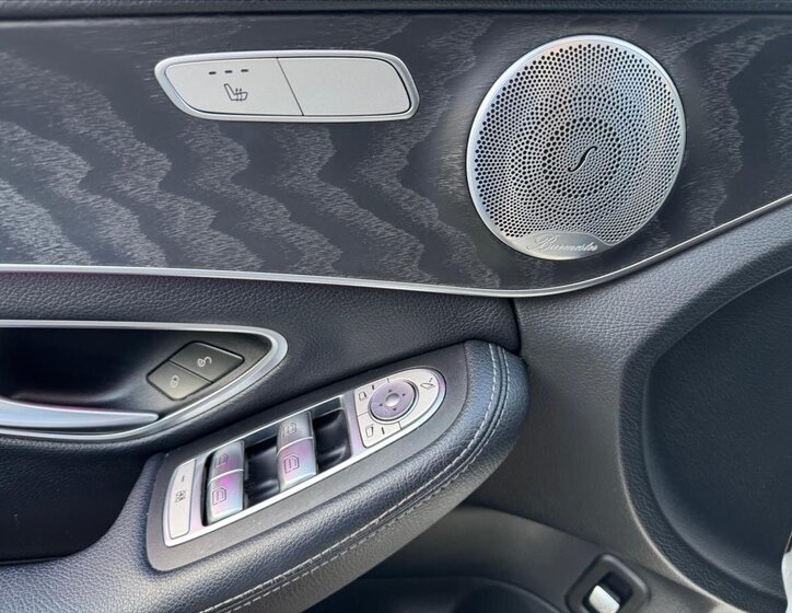 Mercedes-Benz Třídy C 9