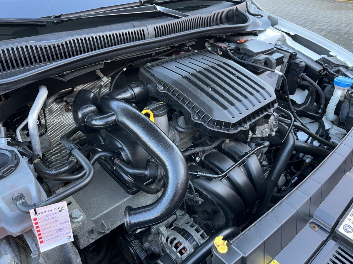 Volkswagen Polo Hatchback 999,0 48 kw