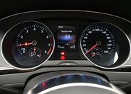 Volkswagen Passat Kombi 1,5 l 110 kw
