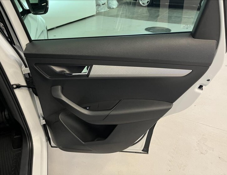 Škoda Karoq SUV / Terénní 1,5 l 110 kw