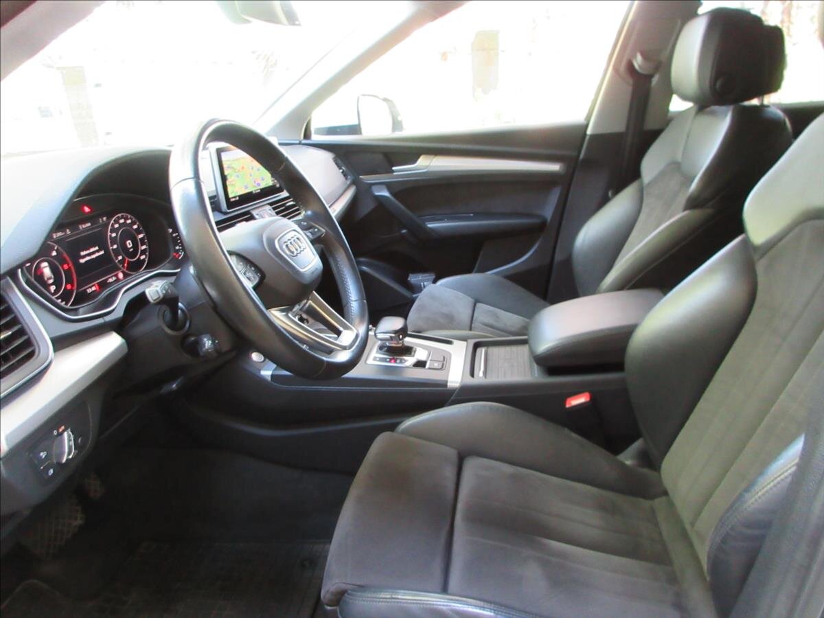 Audi Q5 SUV / Terénní 2,0 l 140 kw