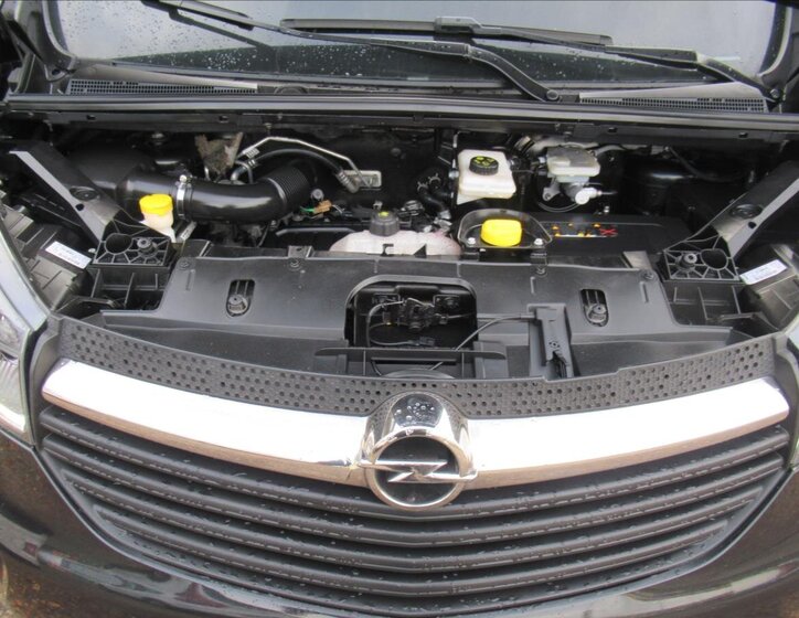 Opel Vivaro 22