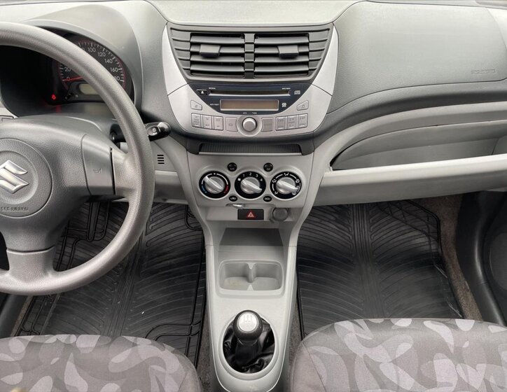 Suzuki Alto 17