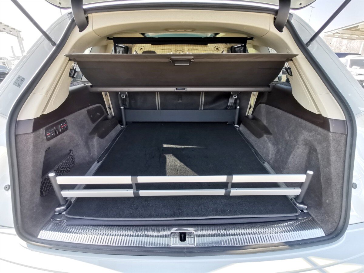 Audi Q7 SUV / Terénní 3,0 l 200 kw