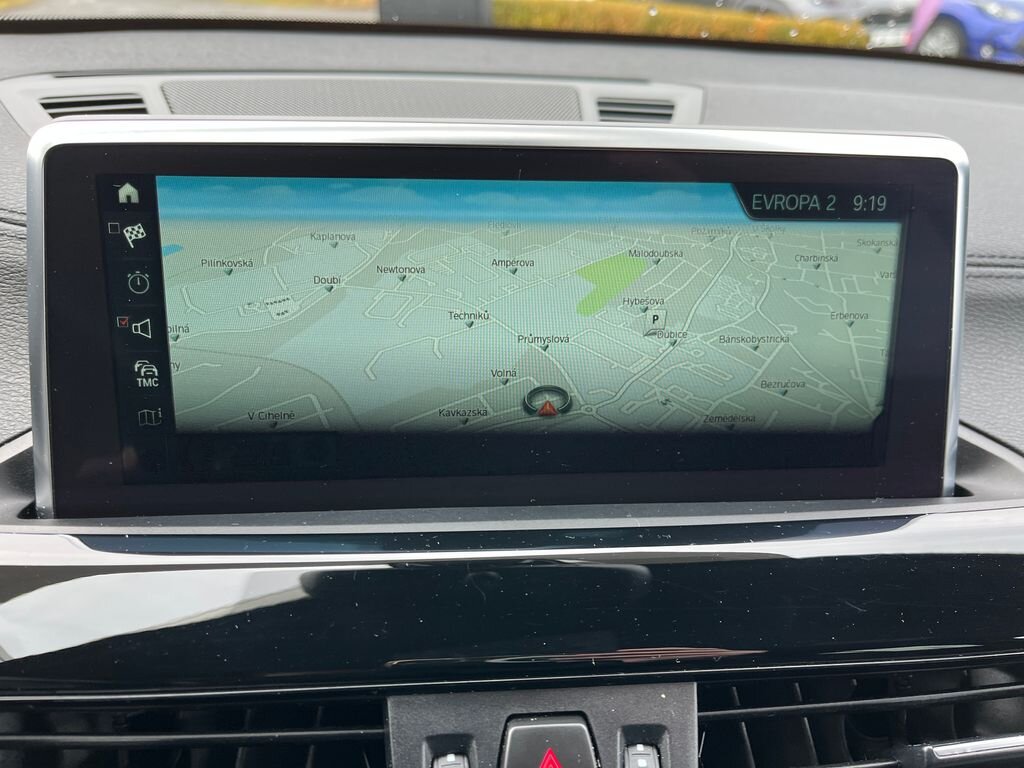 BMW X2 SUV 2,0 l 140 kw