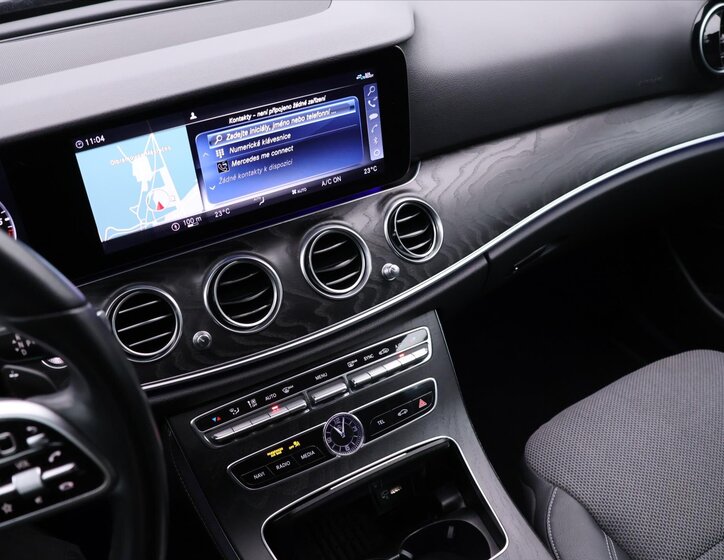 Mercedes-Benz Třídy E Kombi 2,0 l 143 kw