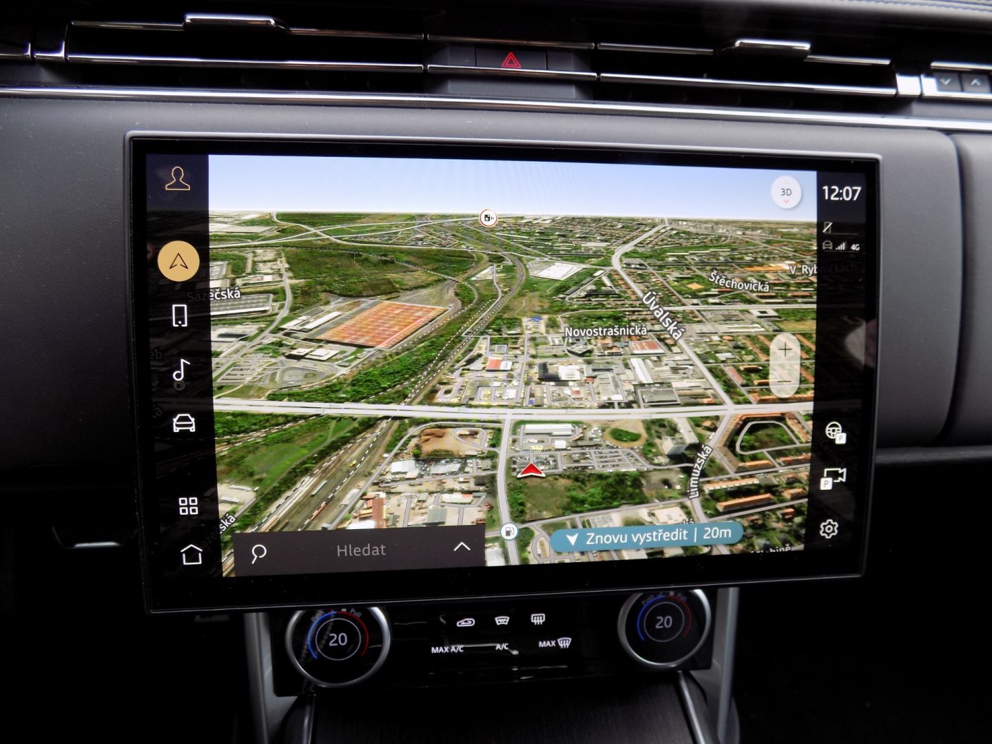 Land Rover Range Rover SUV 4,4 l 390 kw