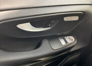 Mercedes-Benz Třídy V 12