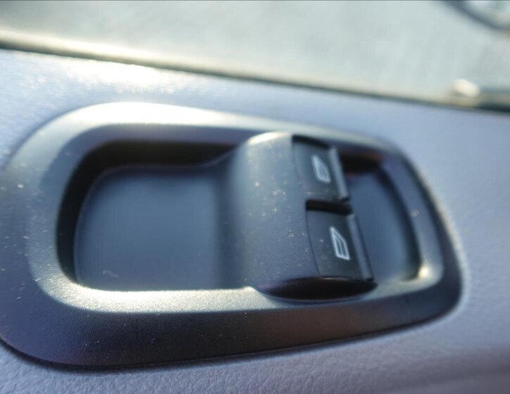 Ford Transit Ostatní 2,0 l 77 kw