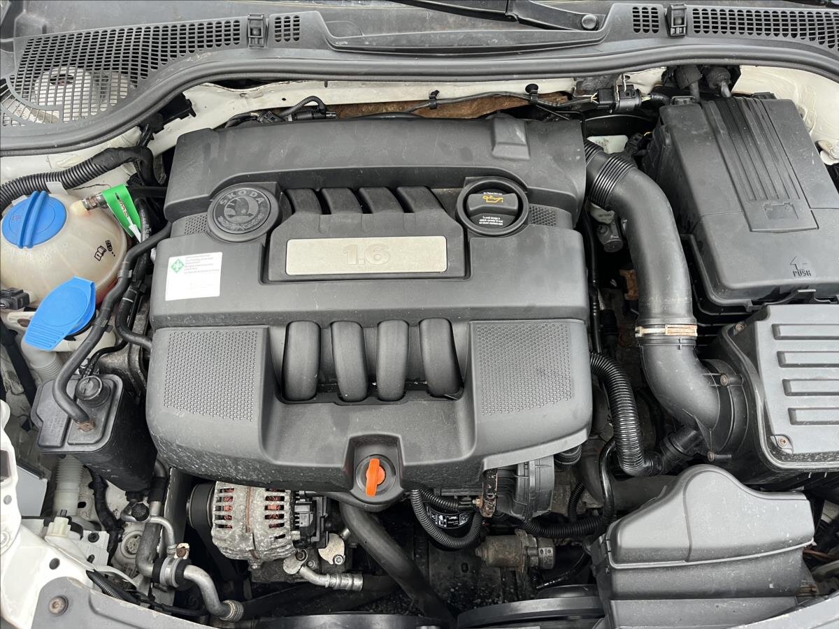 Škoda Octavia Sedan / Limuzína 1,6 l 75 kw