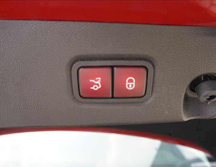 Mercedes-Benz CLS Sedan / Limuzína 3,0 l 190 kw