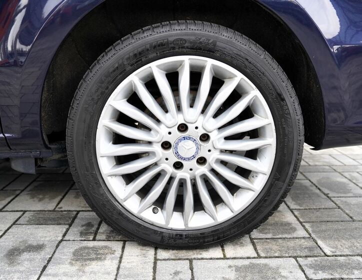 Mercedes-Benz Třídy V 17